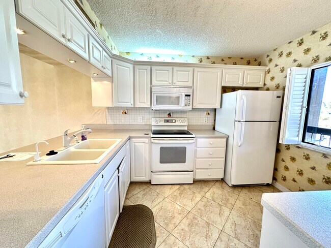 Building Photo - 1501 Marina Isle Way