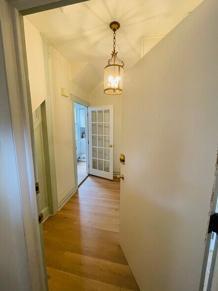Primary Photo - 107 Glen Ridge Ave