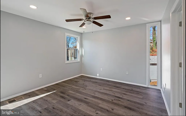 Master bedroom - 2395 Yarmouth Ct