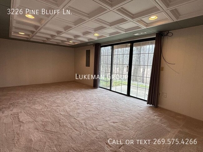 Building Photo - 3226 Pine Bluff Ln