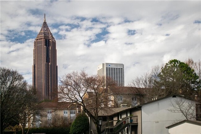 Building Photo - 19 Finch Trail NE