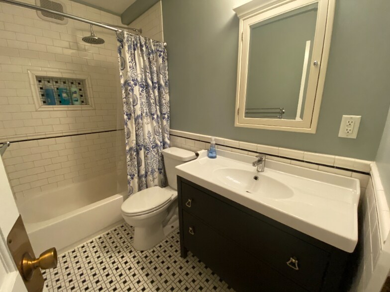 Building Photo - 519 S Trenton Ave