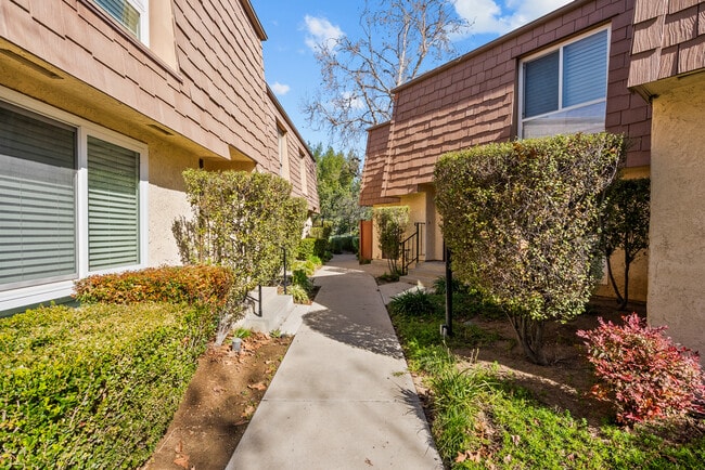 Building Photo - 4134 Yankee Dr