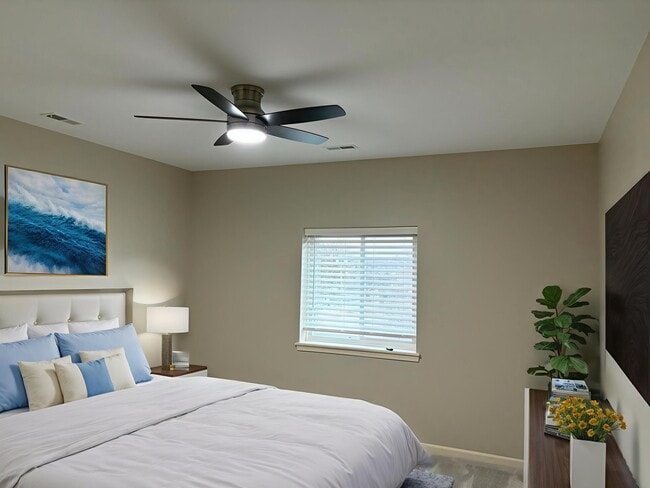 Building Photo - 227 Main St