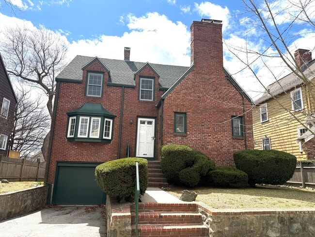 Building Photo - 15 Glenburn Rd