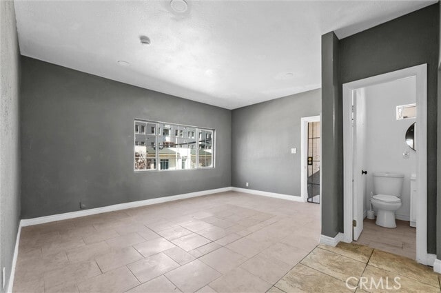 Building Photo - 924 S Sunol Dr