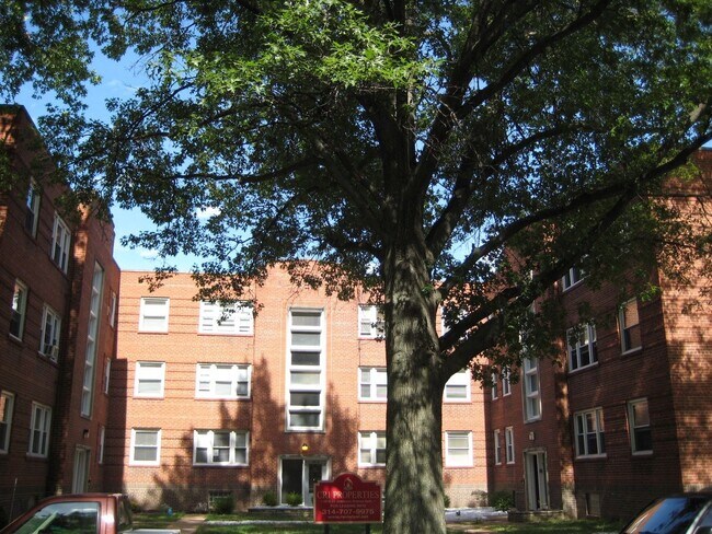 Building Photo - Charming 1-Bedroom Apartment at Jamieson Apartments – Updated & Cozy Living in St. Francis Neighb...