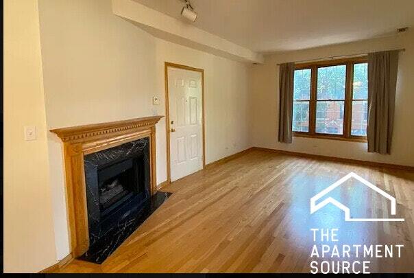 Building Photo - 1351 N Wolcott Ave