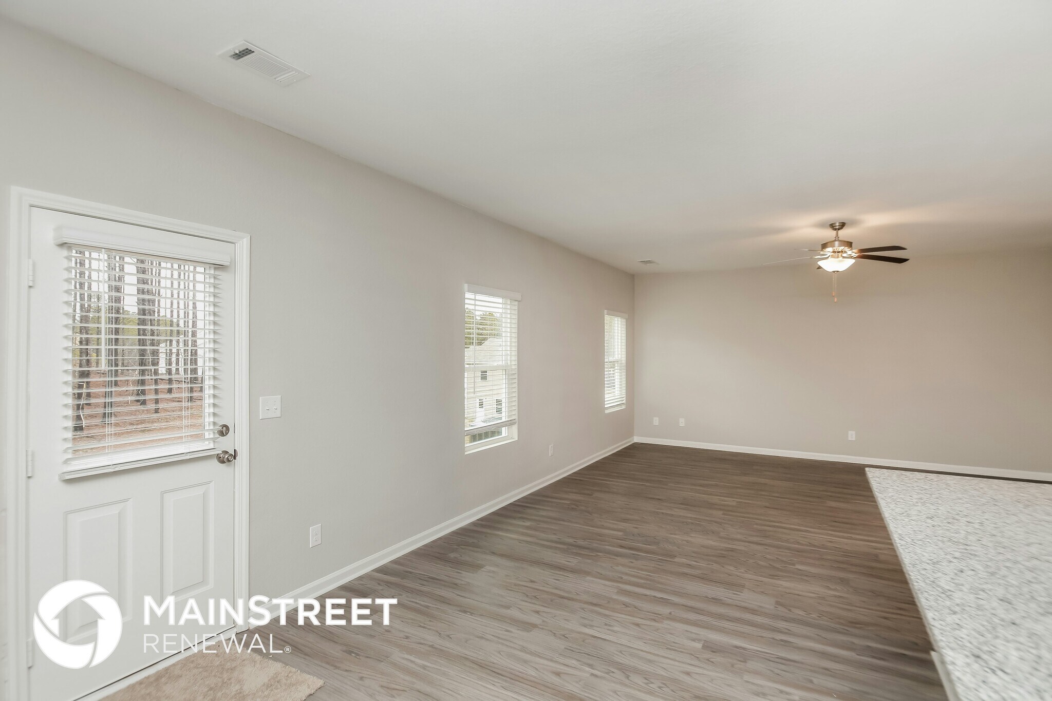 Building Photo - 1005 Nandina Ct