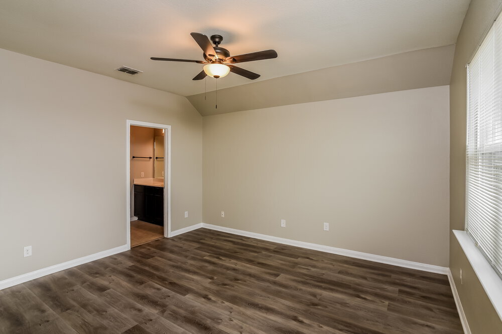 Building Photo - 243 Posey Pass