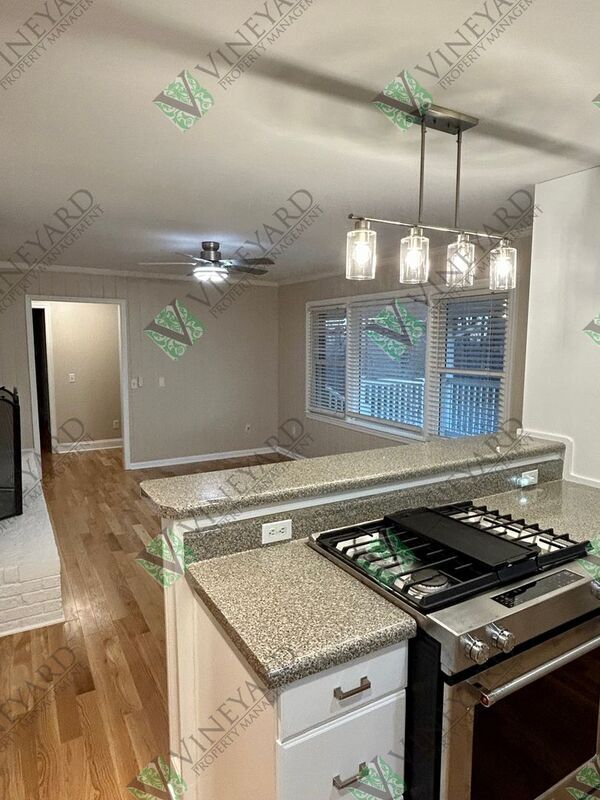 Building Photo - 261 Ridgeway Rd