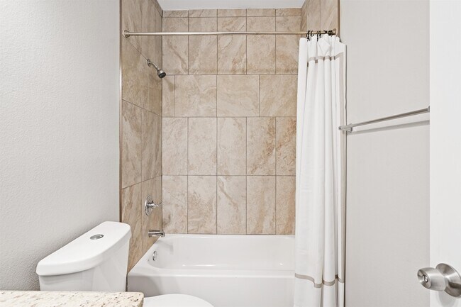 Building Photo - 306 Javier Dr