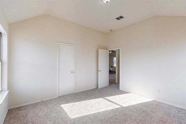 Building Photo - 801 Gillon Dr
