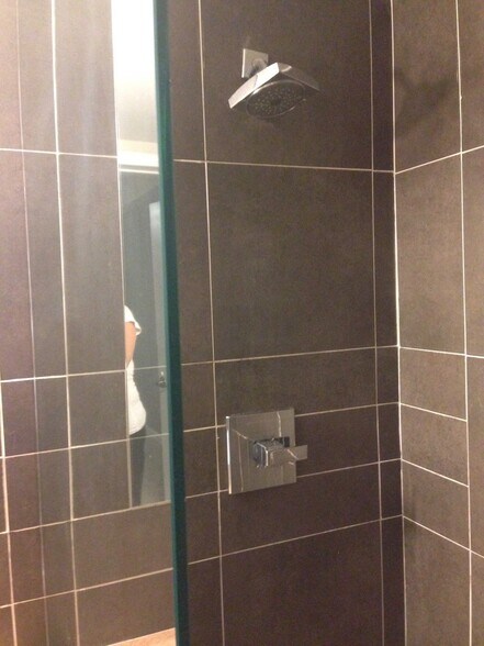 Stylish Bathroom - 435 21st St