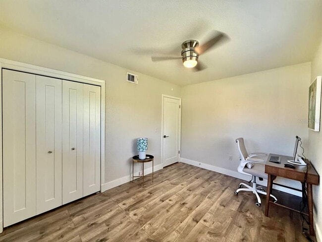 Building Photo - 2233 Snead Ave