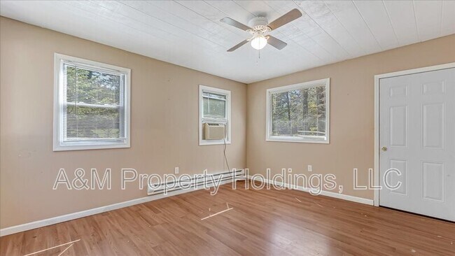 Building Photo - 164 Buckhill Rd
