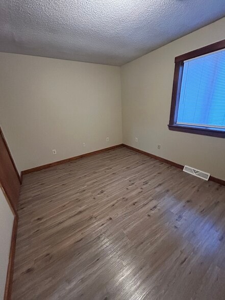 Building Photo - 1189 Goode Rd