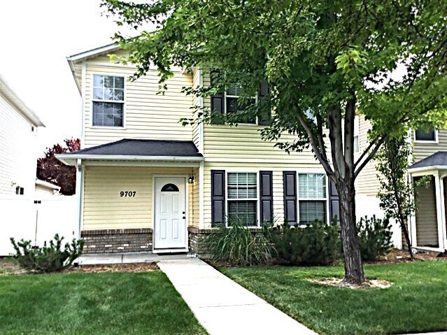 Primary Photo - 9707 W Brogan Dr