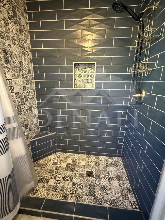 Building Photo - 3617 S Siesta Ln