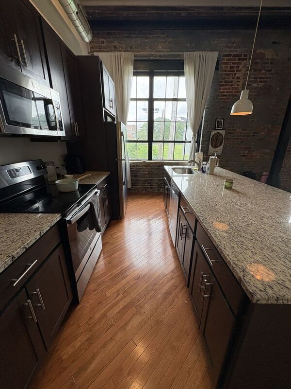Building Photo - 1509 E Baltimore St
