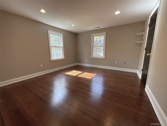 Building Photo - 130 Old Mt Kisco Rd