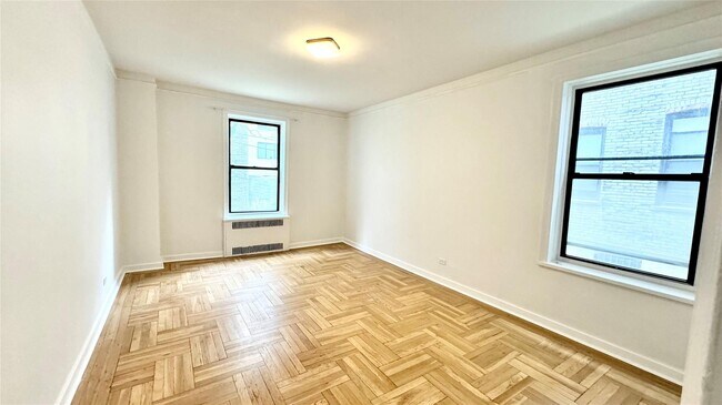 Building Photo - 41-07 42nd St