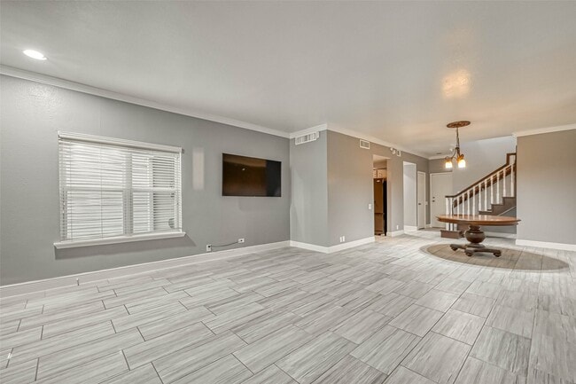 Building Photo - 11733 Lakeside Pl Dr