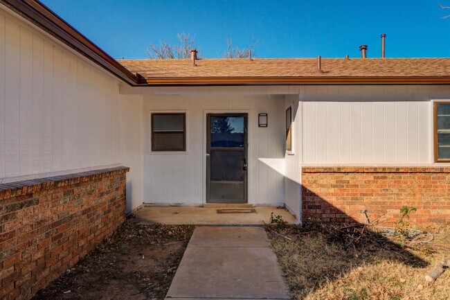 Building Photo - 5402 25th St