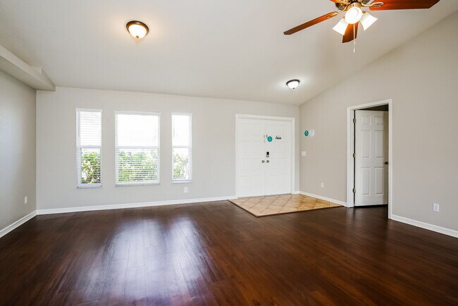 Building Photo - 3729 SW 1st Pl