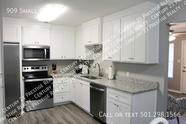 Building Photo - 909 Shall Ct