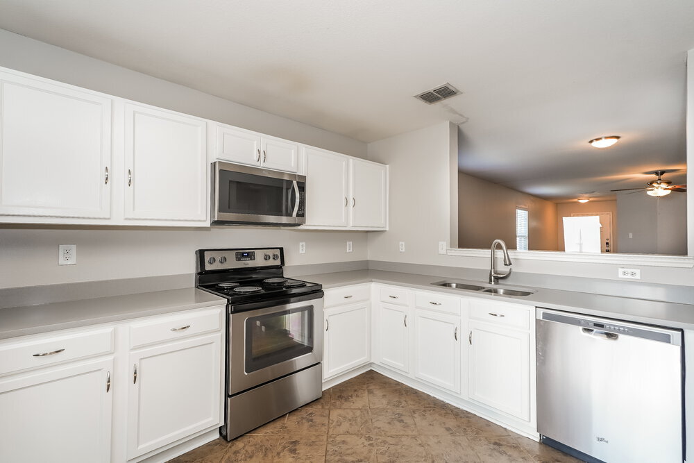 Building Photo - 1708 Diamond Lake Trail