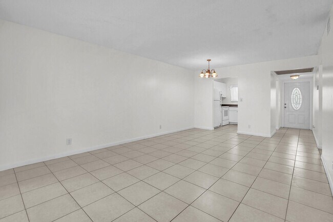Building Photo - 200 Waterway Dr S