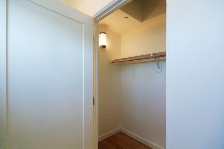 Rear Bedroom Walk-In Closet - 741 Wilcox Ave