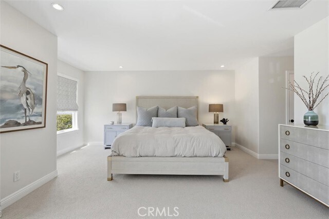 Building Photo - 1738 Manhattan Ave