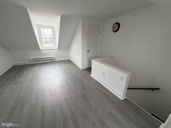 Building Photo - 4148 Orchard St