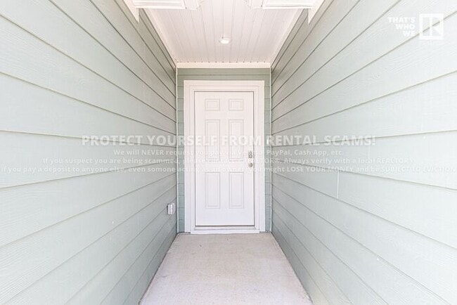 Building Photo - 420 Reagan St