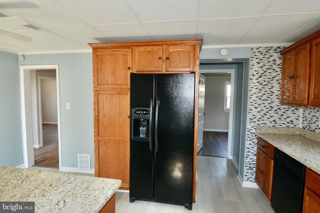 Building Photo - 13 Massachusetts Ave