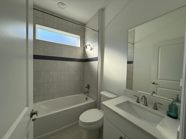 Building Photo - 7381 SW 57th Pl