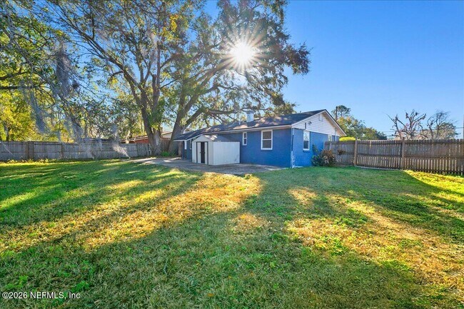 Building Photo - 5395 Poppy Dr