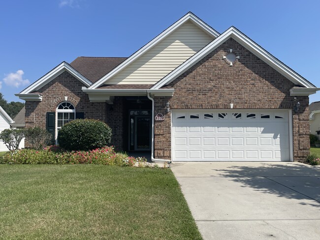 Building Photo - 107 Fox Den Dr