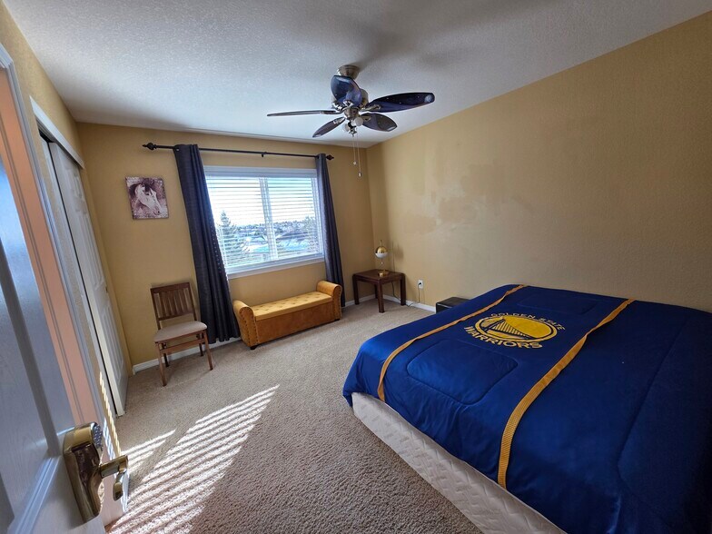 Building Photo - 9536 W Avalon Dr