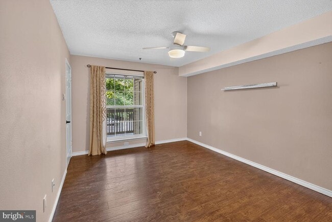 Building Photo - 1504 Lincoln Way