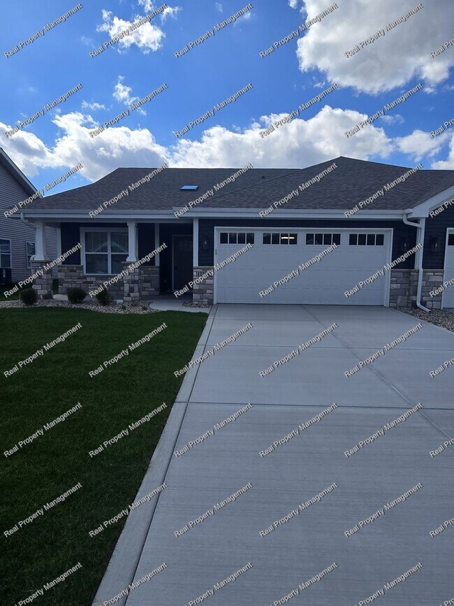 Building Photo - New Maintenance Free Two Bedroom Duplex