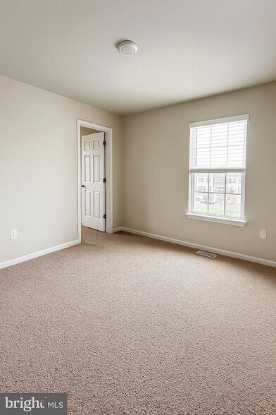 Building Photo - 229 Caterpillar Dr