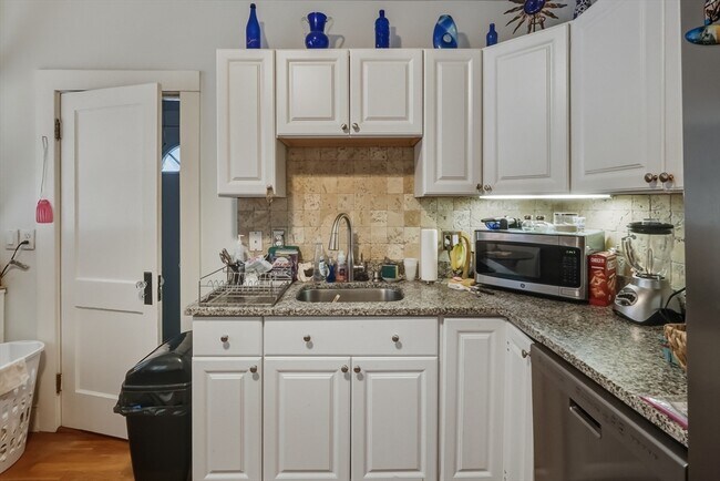 Building Photo - 192 Brookside Pkwy