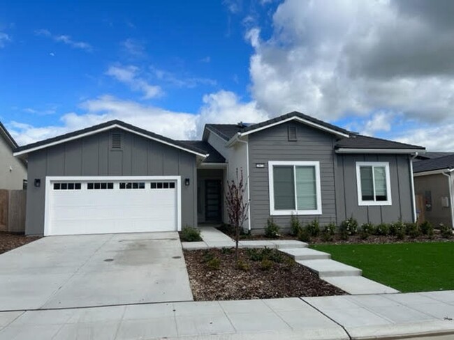 Building Photo - Foothill Perfection with Solar + EV car ch...