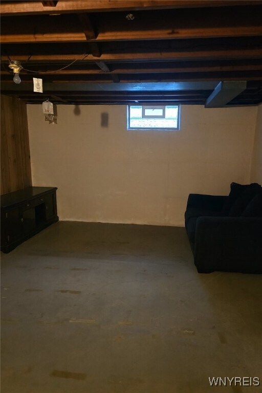 Building Photo - 2650 Eggert Rd