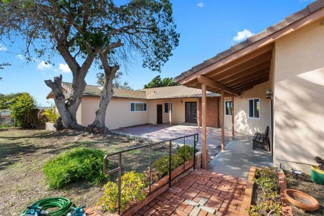 Building Photo - 513 Canyon Dr