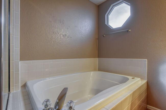 Building Photo - Beautiful 2 Story In Woodmen Hills!