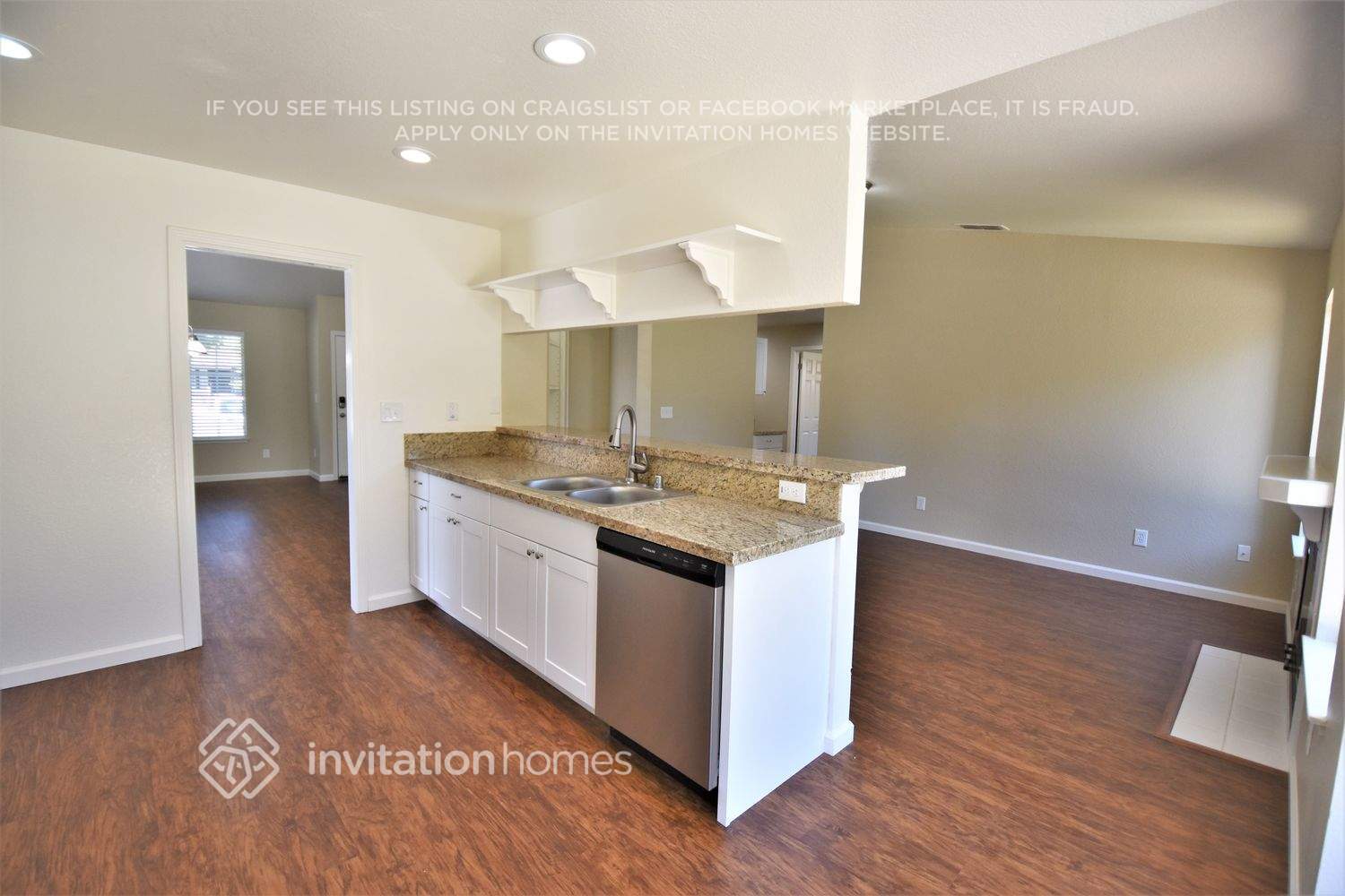 Building Photo - 8600 Luciano Ct